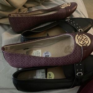 Etienne Aigner Burgundy and Black Flats